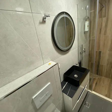 Otel Gegest 4*