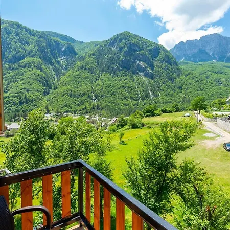 Hotel Gegest 4*